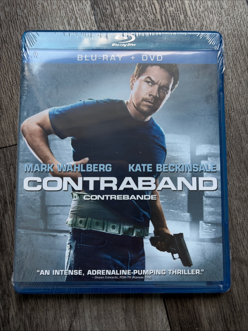 Universal Blu-ray + DVD CONTRABAND - Blue, Black